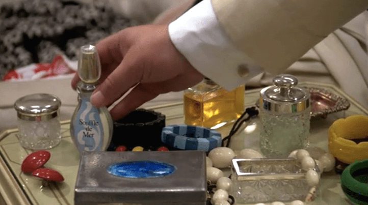 dressing table close up.png