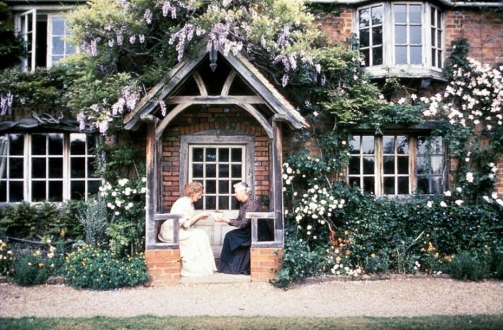 Howards End front house.jpg